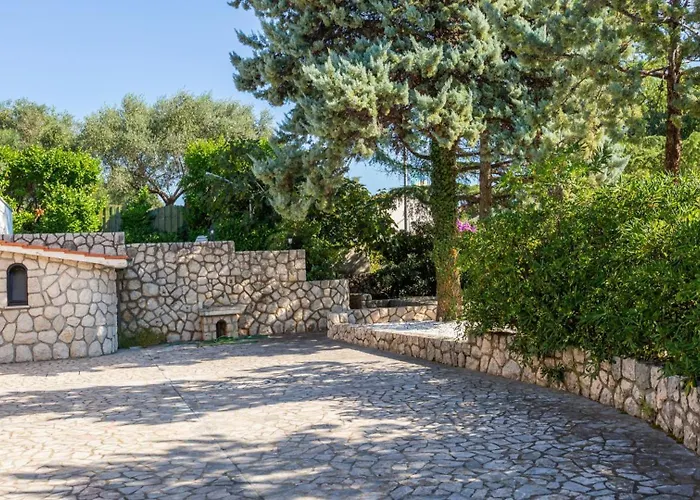 Villa Laura - Krk By Guide Krk Town